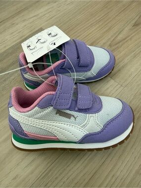 Kid's Puma Shoes